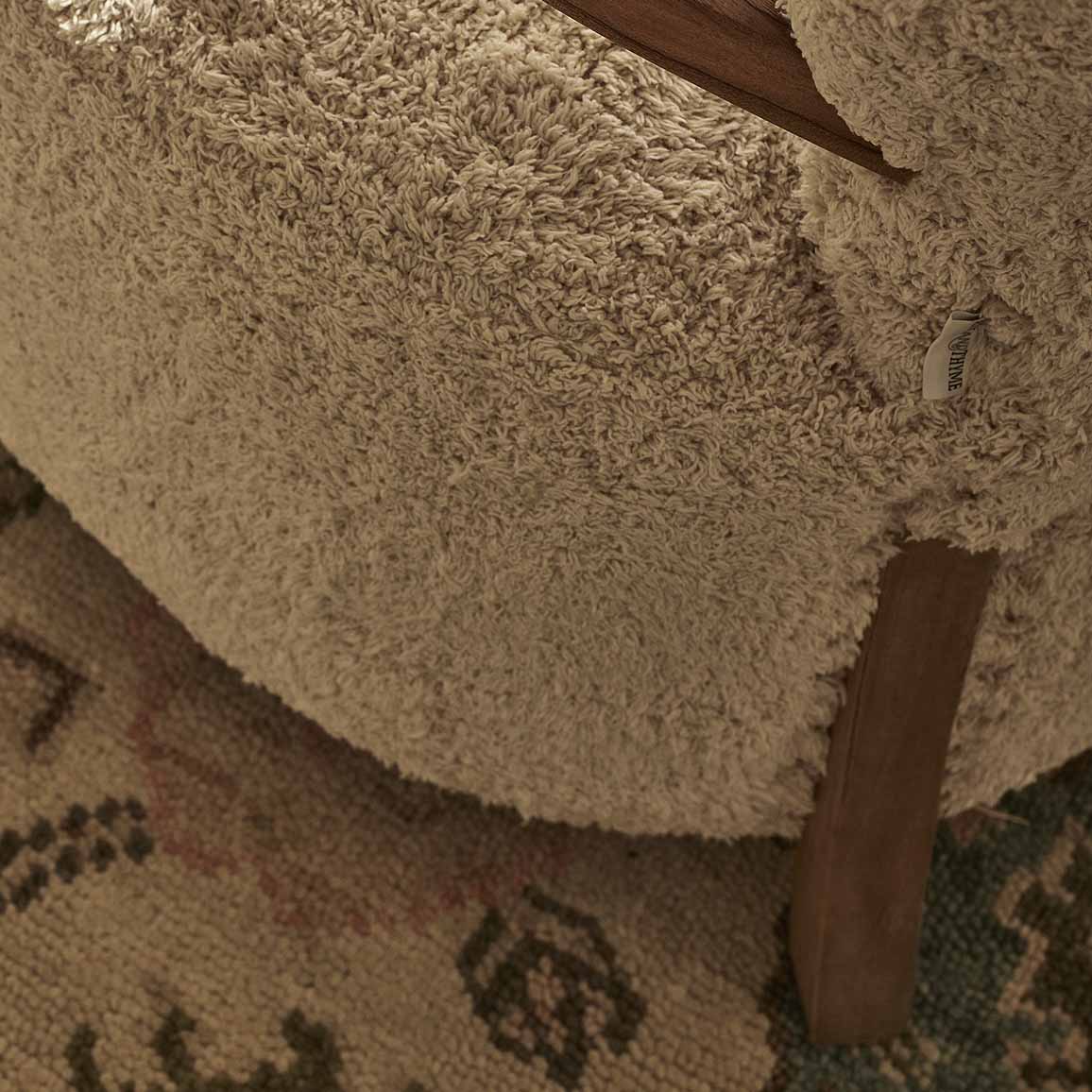 Aviator Armchair In Cotton Rug