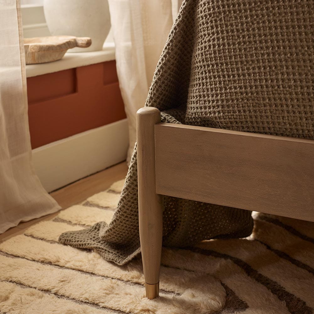 WILLOW KING BED