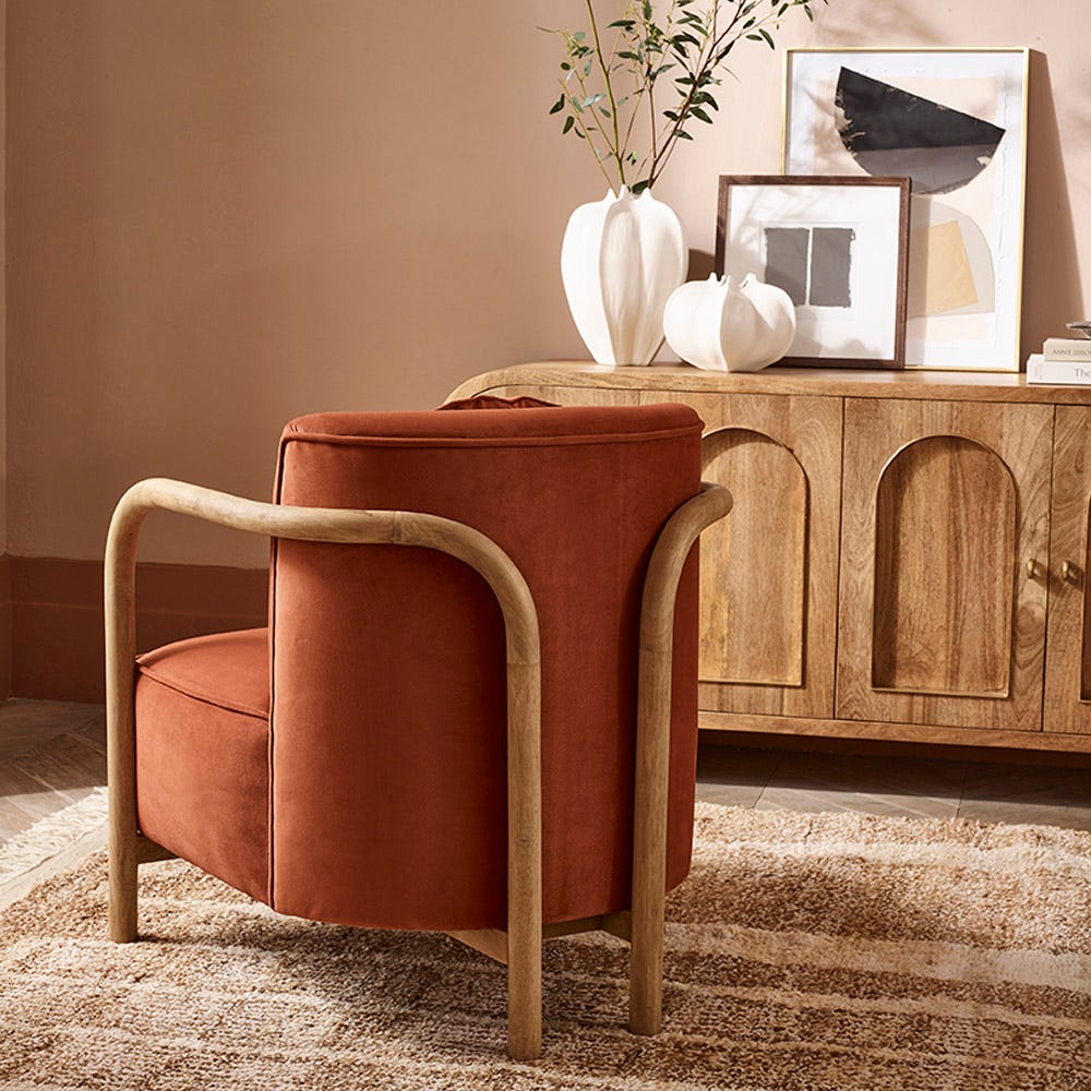 HOLLY ARMCHAIR
