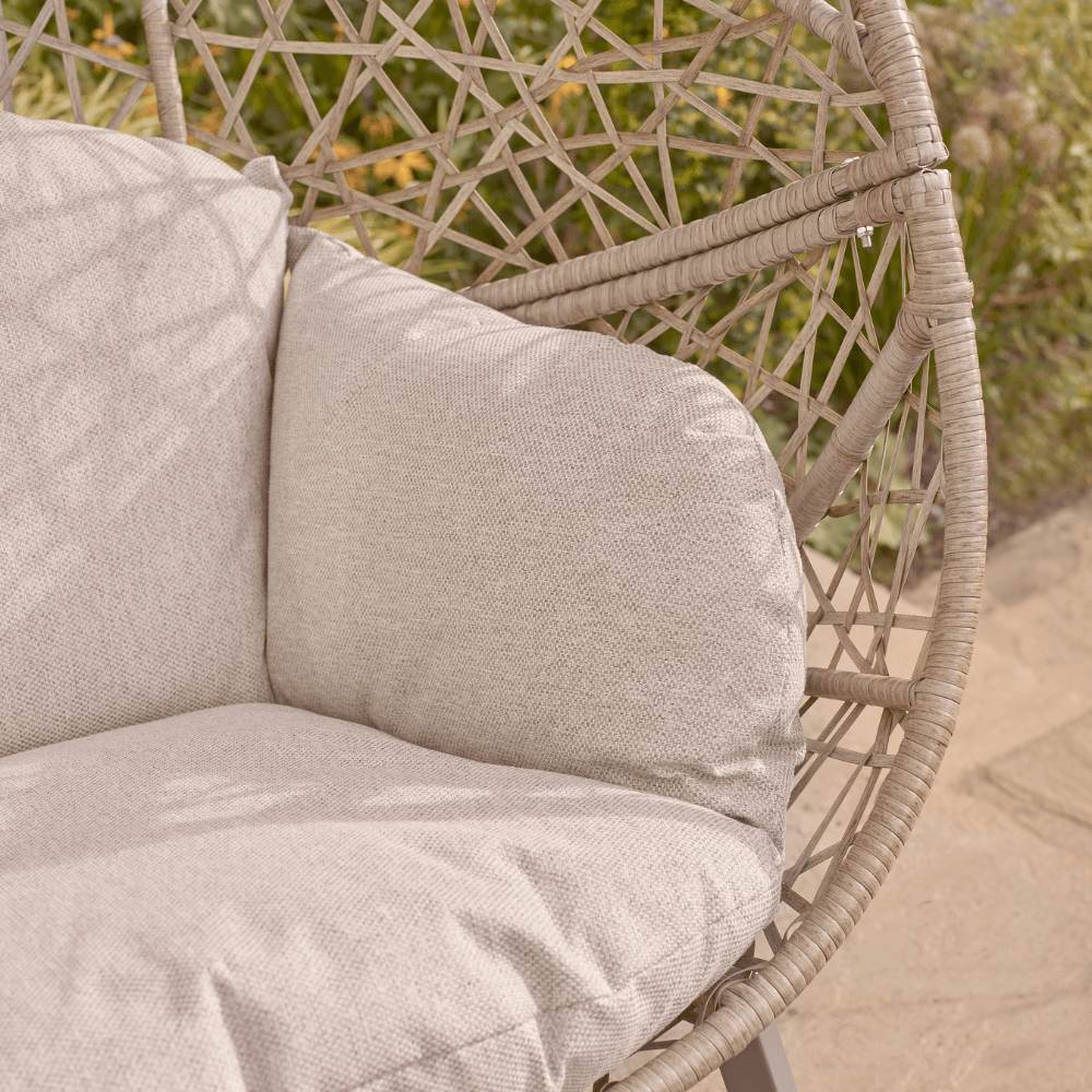 MATILDA COCOON CHAIR