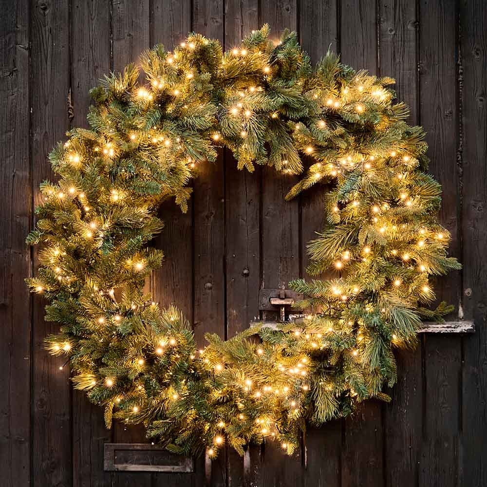 Indoor Outdoor Oversized Pre-lit Wreath - 100cm