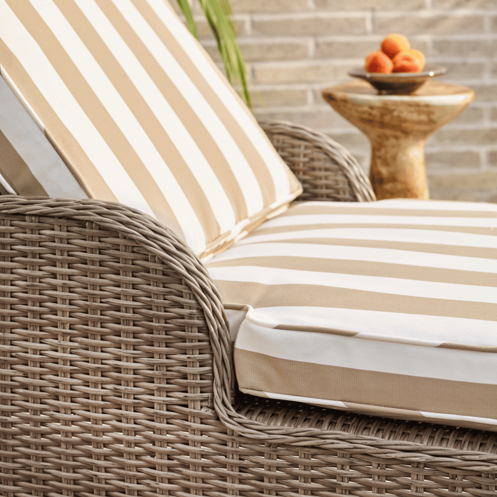 KARLA RATTAN SUNLOUNGER - STRIPED