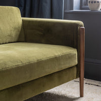 LEXINGTON LOVESEAT IN DEEP GREEN VELVET - NATURAL