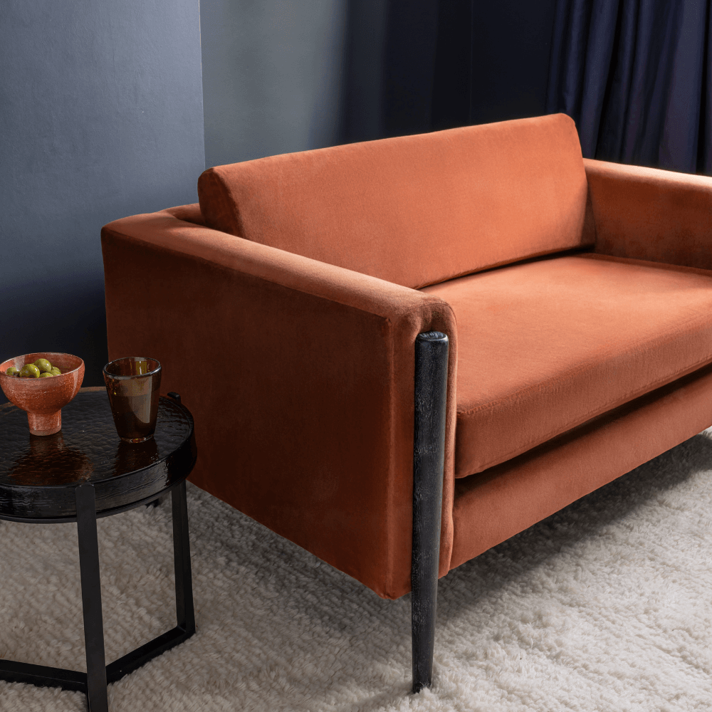 LEXINGTON LOVESEAT IN RUST VELVET - BLACK