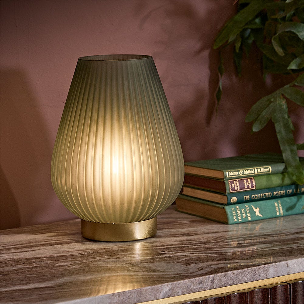 PHOEBE TABLE LAMP IN GREEN