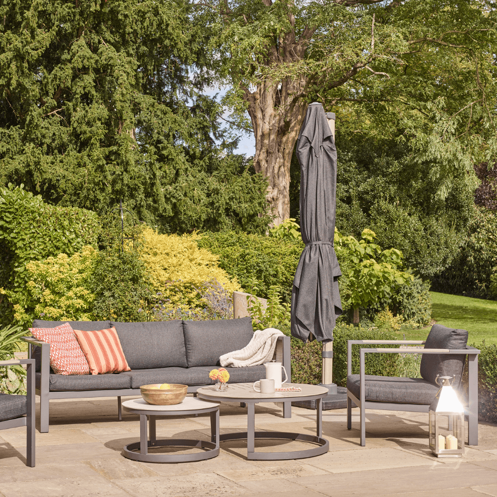 SAVANNAH BIRCH 3.0M DELUXE WOOD-EFFECT CANTILEVER PARASOL