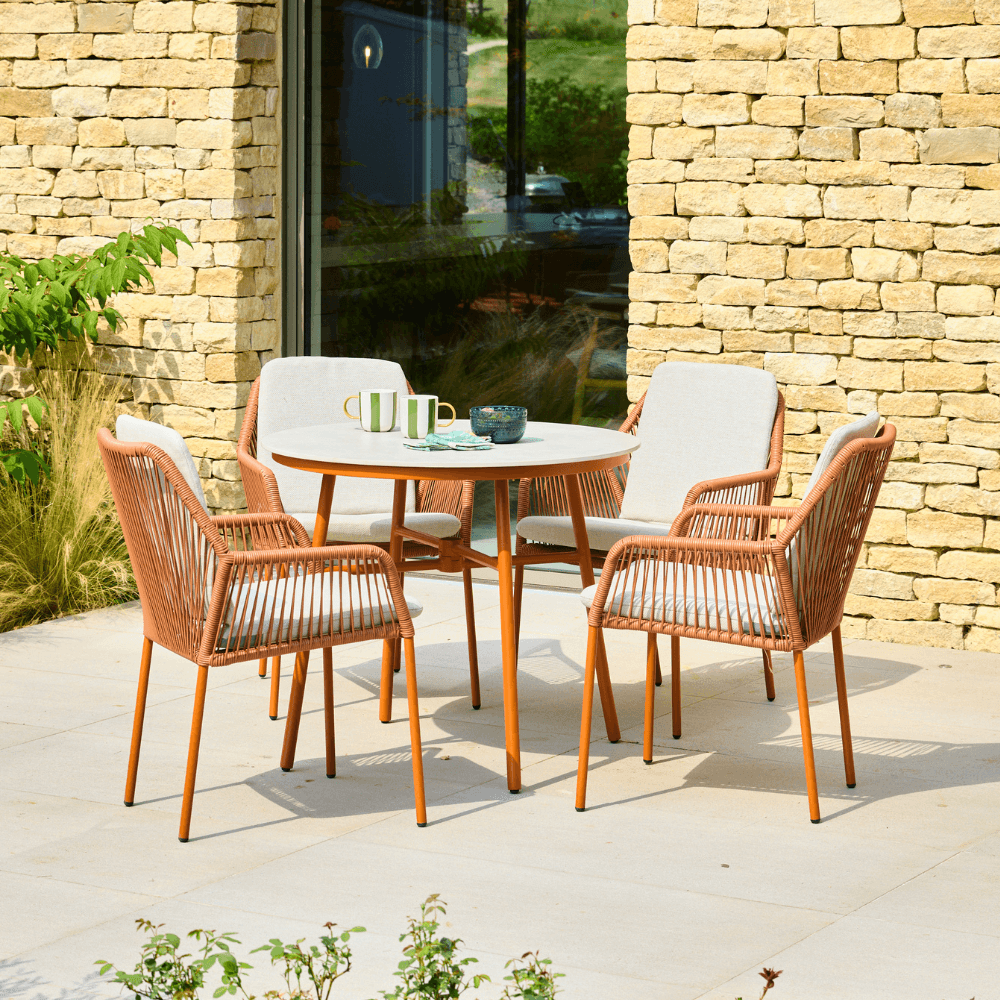 OLIVIA TERRACOTTA 4 SEAT ROUND DINiNG SET